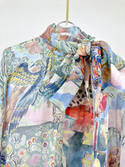 Lantern sleeve shift dress