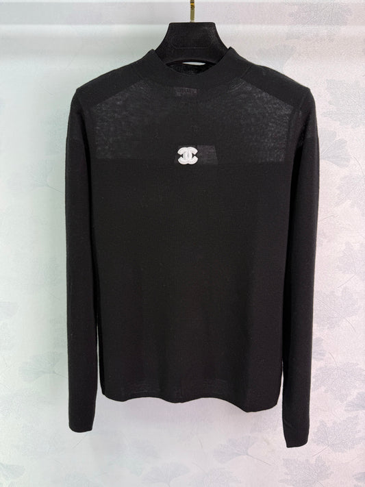 Half-high collar knitted top