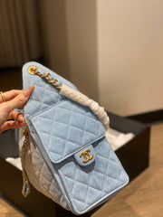 Drawstring denim bucket bag