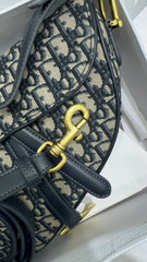 Classic saddle bag