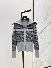 Zippered cashmere jacket