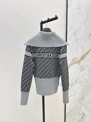 Zippered cashmere jacket