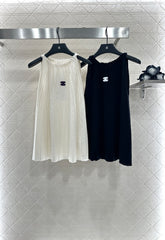 Halter neck pleated knitted vest