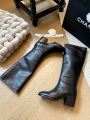 Chain leather chunky heel boots