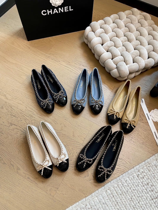 Chain Mary Janes