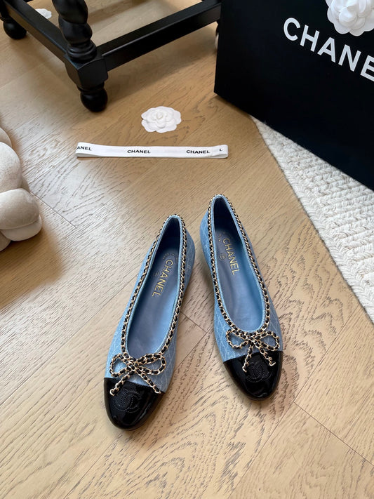 Chain Mary Janes