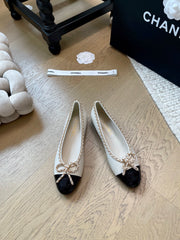 Chain Mary Janes