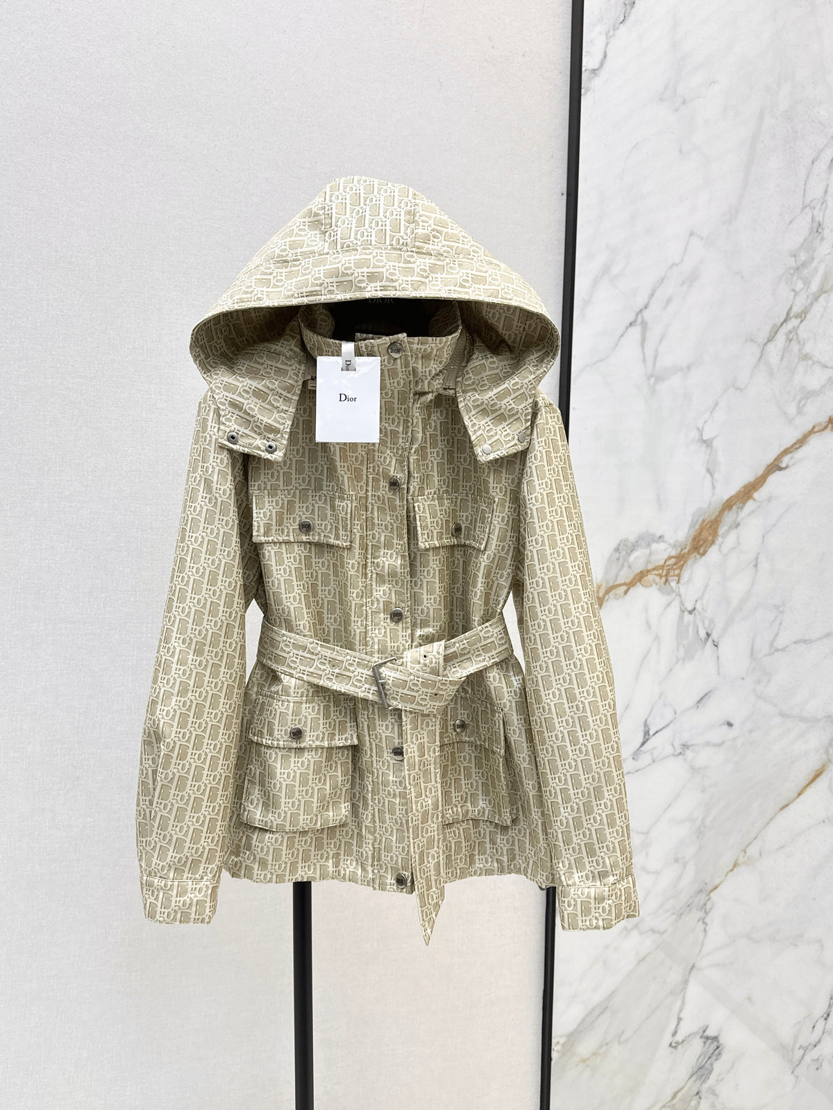 Hooded mid-length jacket