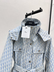 Hooded mid-length jacket