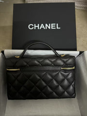 No-waist chain bag