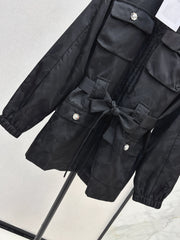 Stand-up collar, waist-cinching jacket