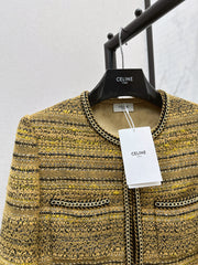 This jacket with a trim design is gorgeous