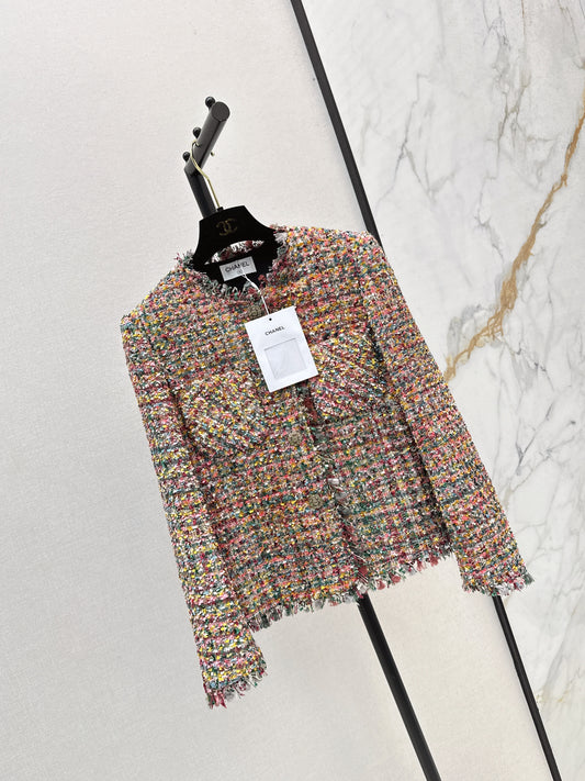 Raw-edge jacket