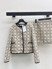 Cannage Suit