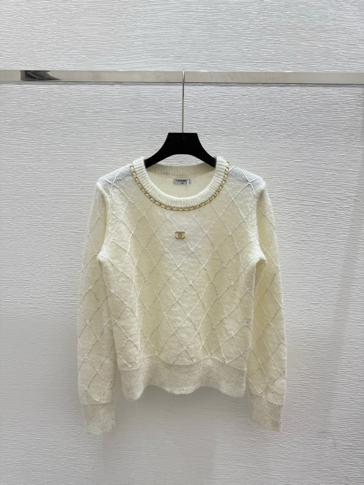 Diamond chain crewneck knit long-sleeved top