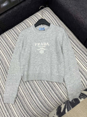 Diamond chain crewneck knit long-sleeved top