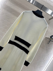 Knitted long-sleeved dress