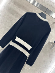Knitted long-sleeved dress