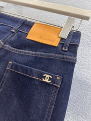 Embroidered double-pocket denim trousers