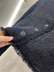 Brooch-stitched round-neck silver-thread quilted woven jacket