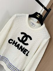 Contrast color letter round neck knitted long sleeves