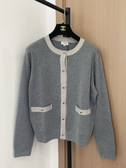 Colorblock crewneck knit long-sleeved cardigan