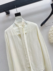 V-neck cardigan + floral hollow knit hat