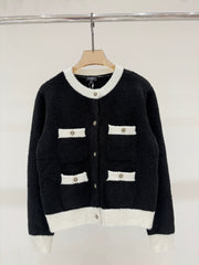 Contrast-color soft and casual knit cardigan