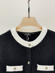 Contrast-color soft and casual knit cardigan