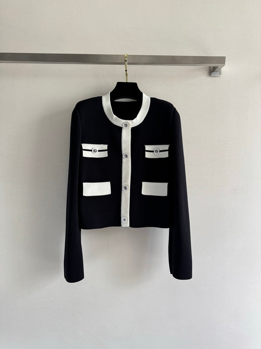 Cropped knit cardigan