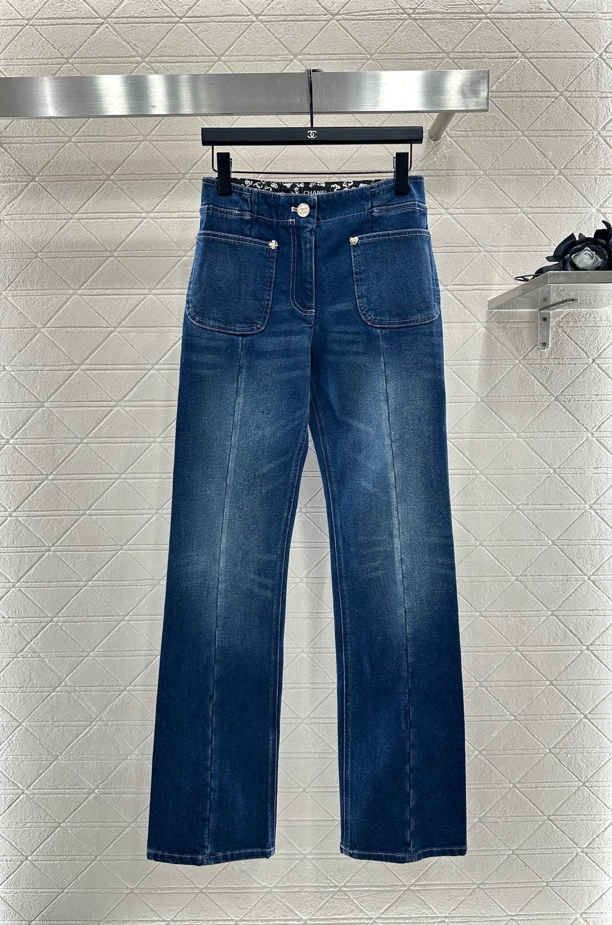 Distressed Stretch Jeans