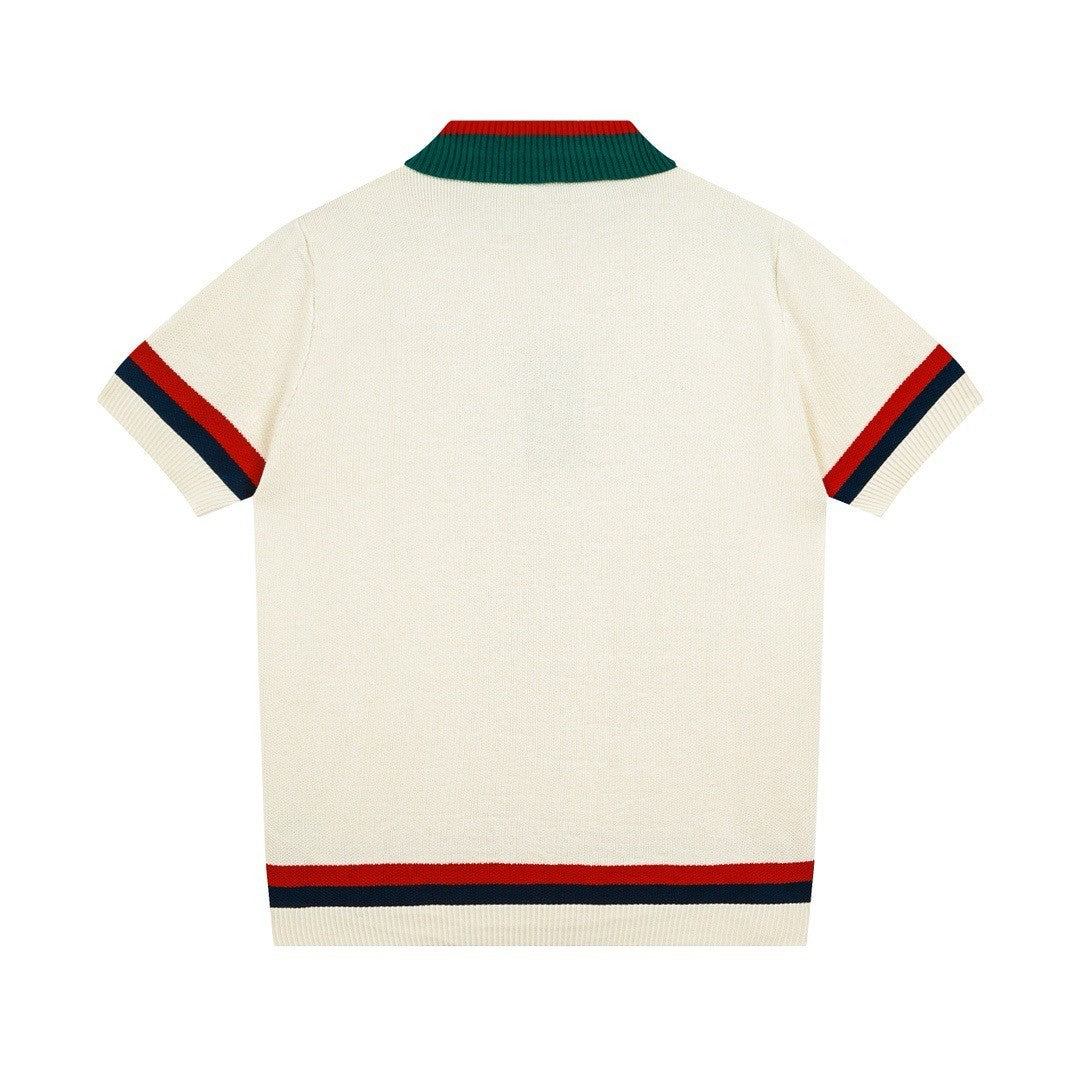 Contrast color polo shirt