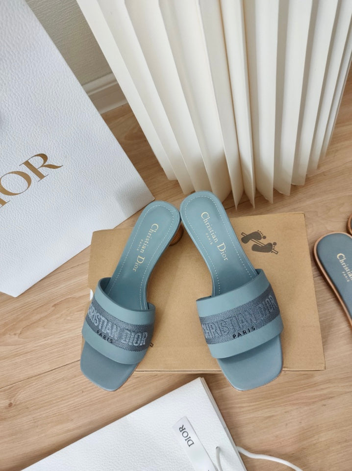 🔅2024 spring and summer new women's shoes letter embroidery logo