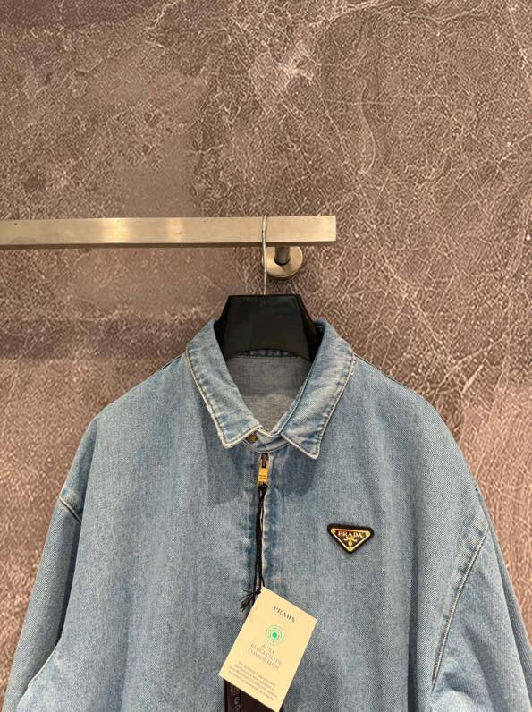 Outer denim jacket