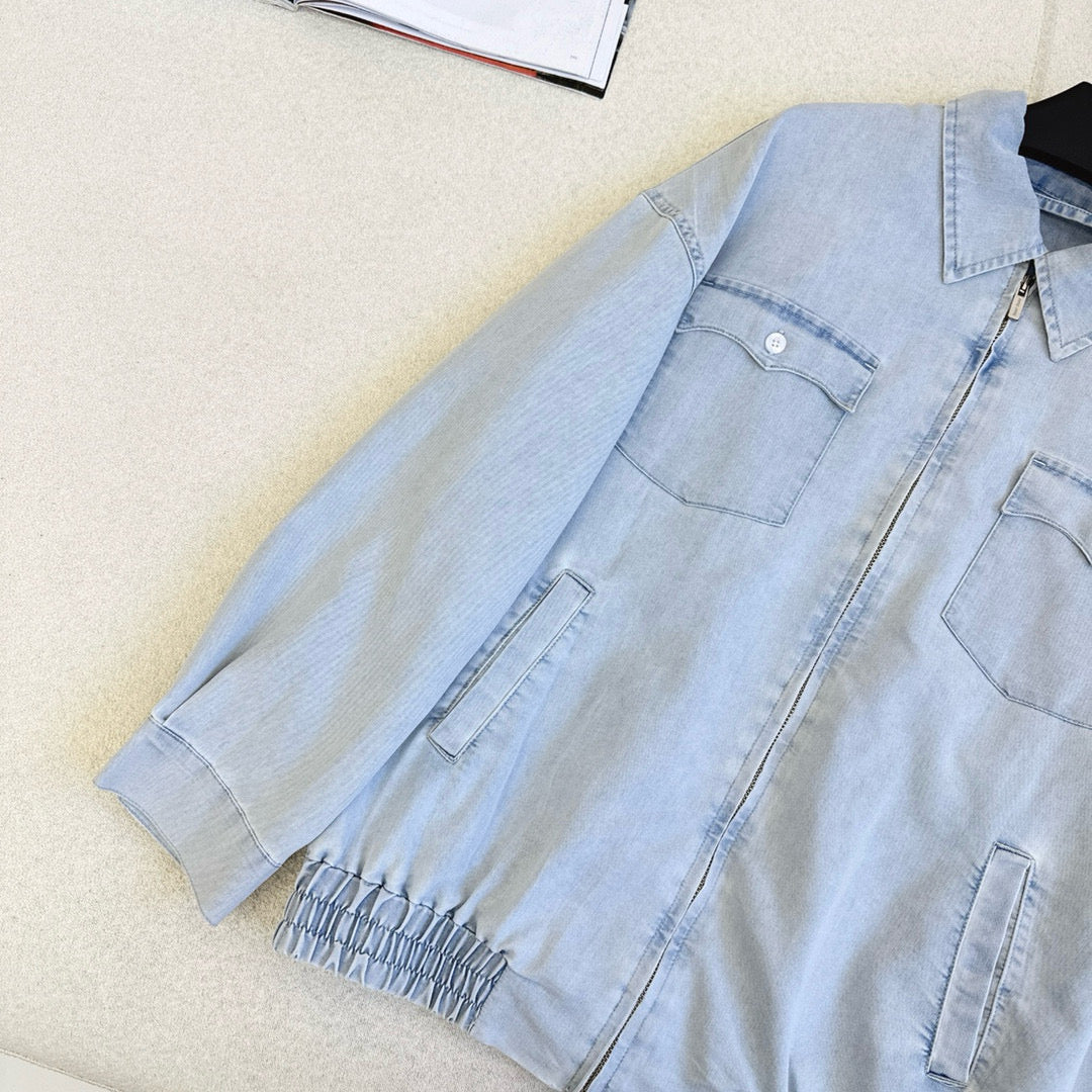 Relaxed fit pleated skirt denim jacket