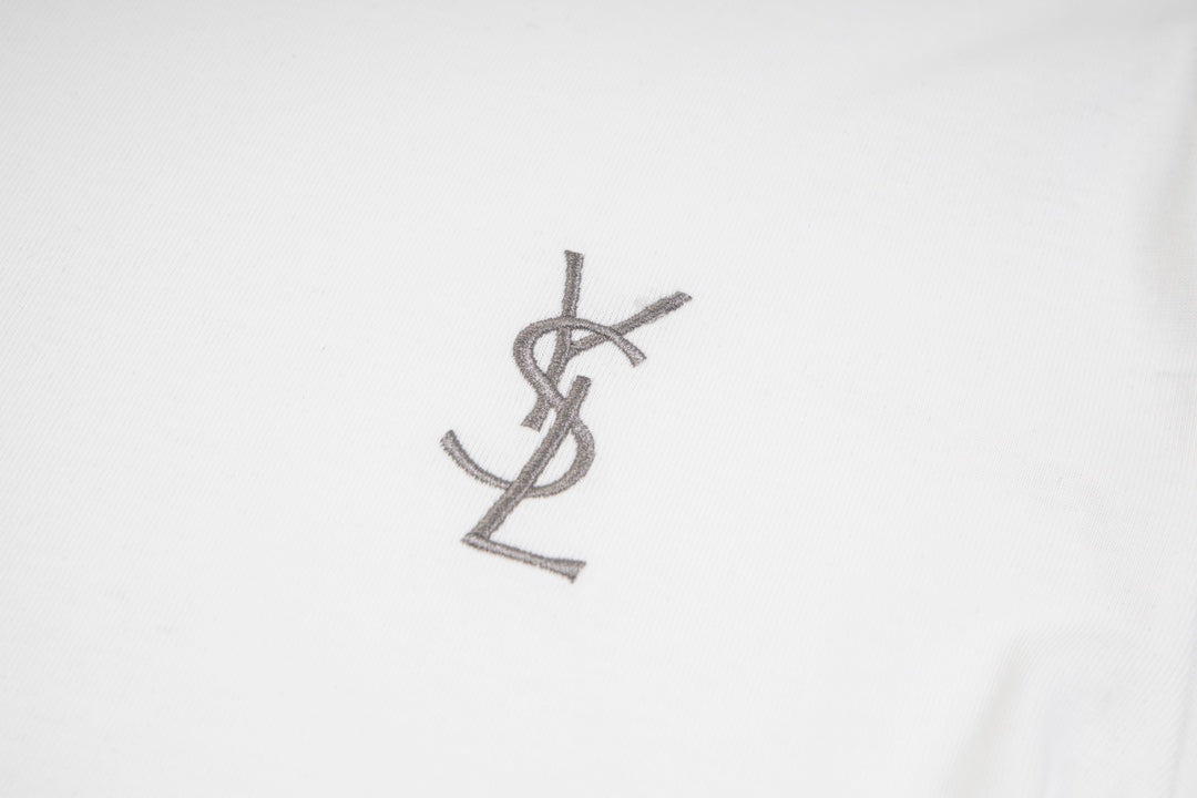 Chest embroidered crew neck T-shirt