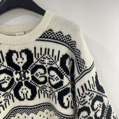 Pullover knitted crew neck sweater