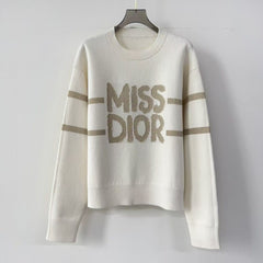 New round neck embroidered top