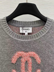 Contrast logo jacquard knit sweater