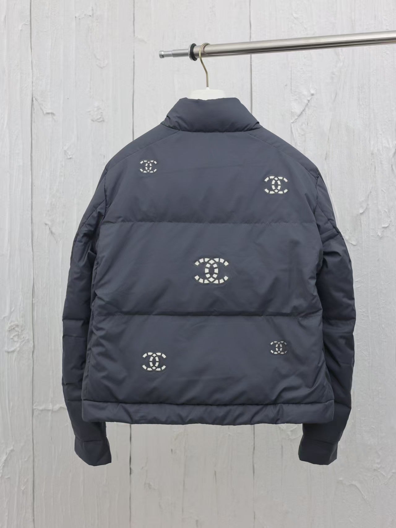 Double C hollow laminated short down jacket