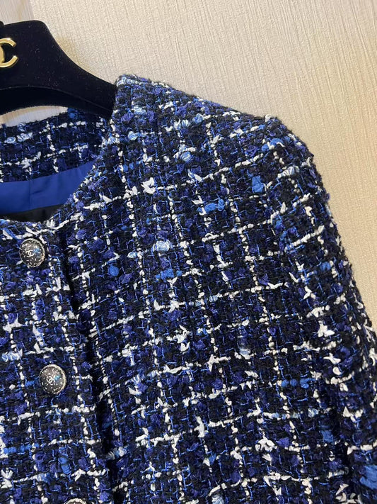 Dark blue woven V-neck jacket