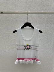 Round neck fishnet knitted vest