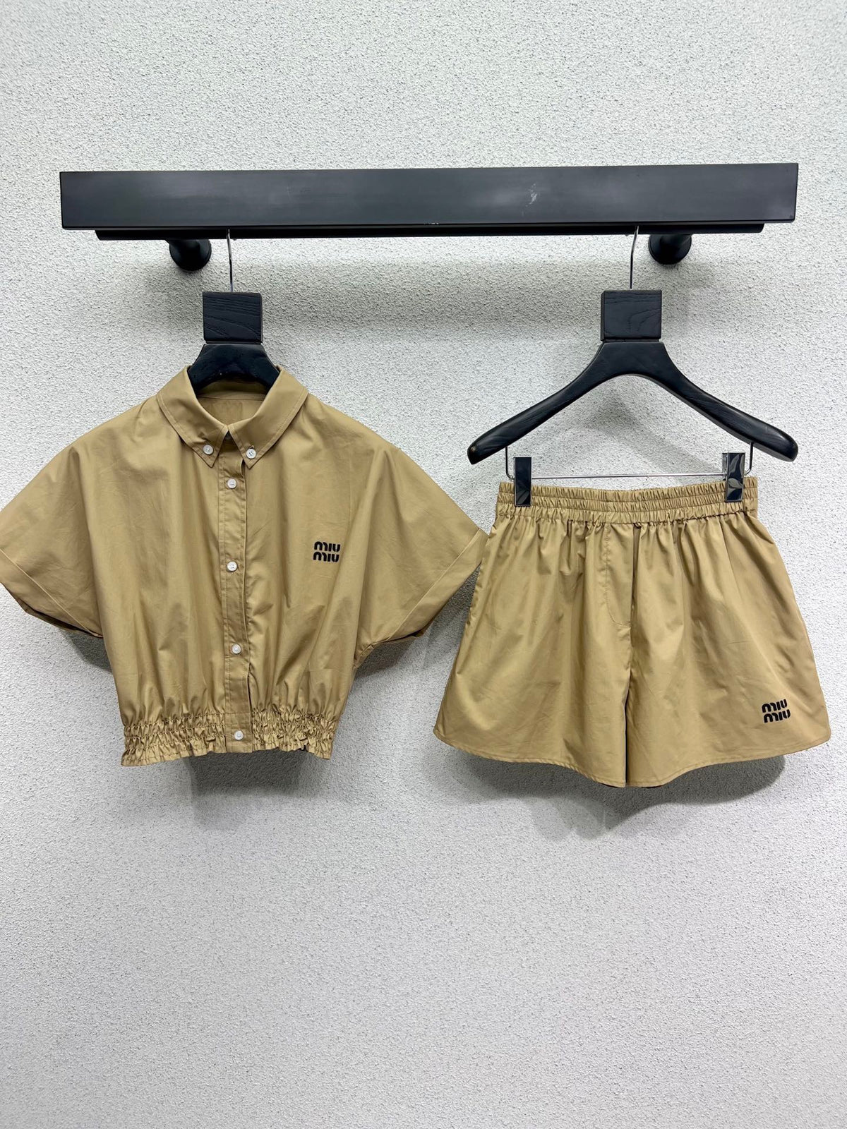 Shirt lapel short suit