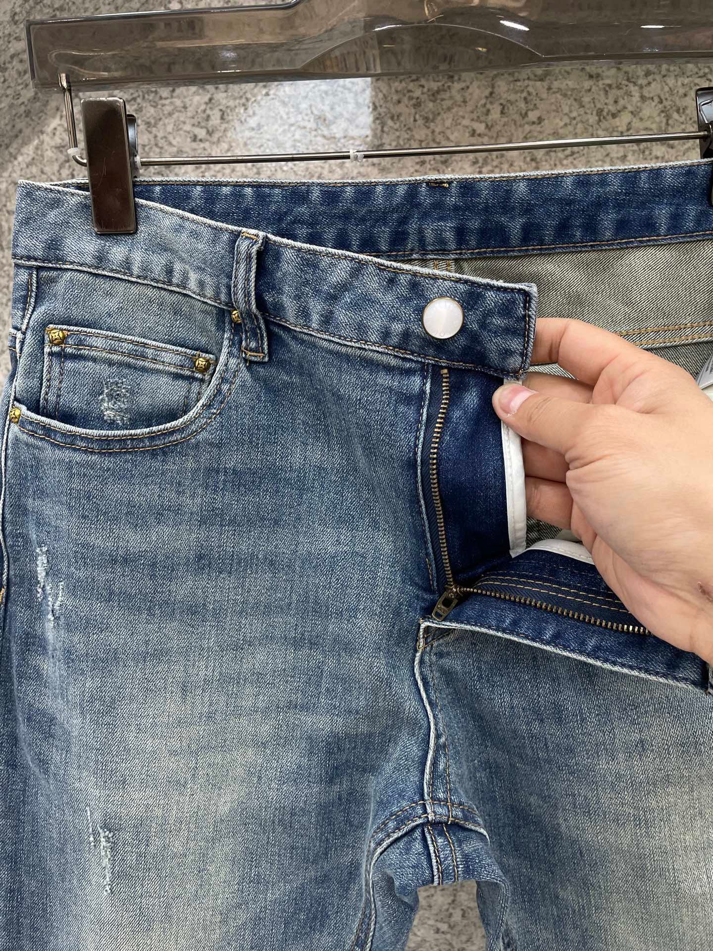 Slim straight jeans