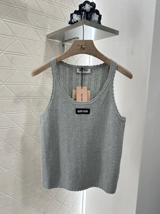 Lace knitted vest