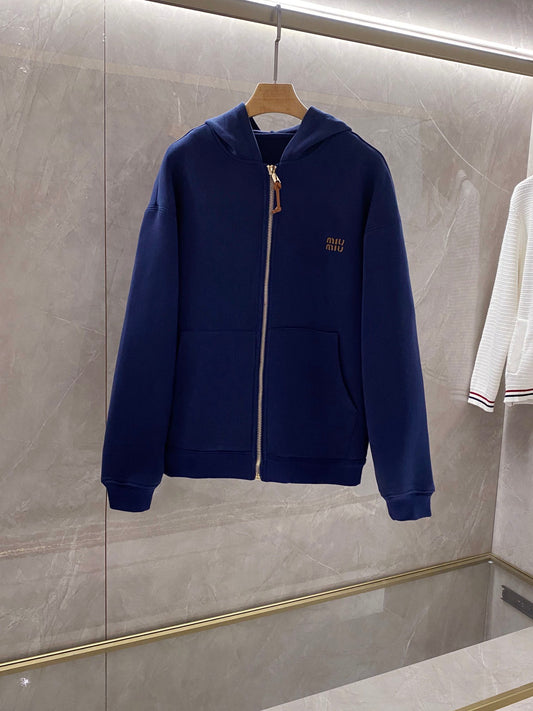 Hooded zip-up sweatshirt