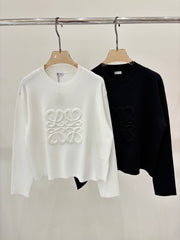 3D pattern sweater