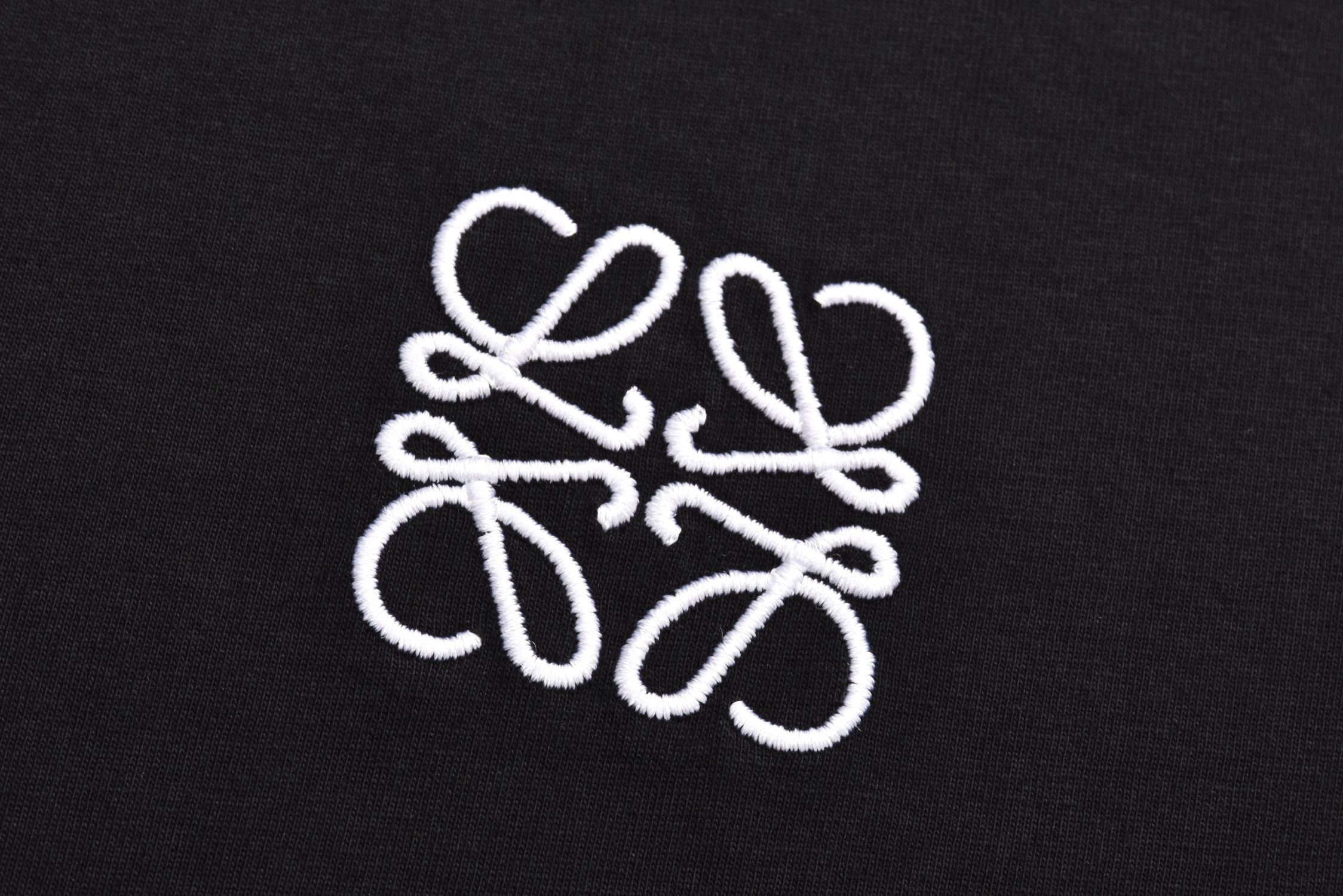 embroidery t-shirt