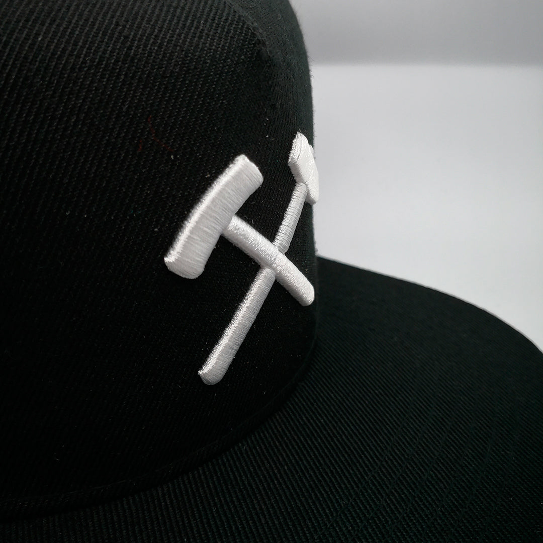 Schlägel und Eisen Snapback - Black White