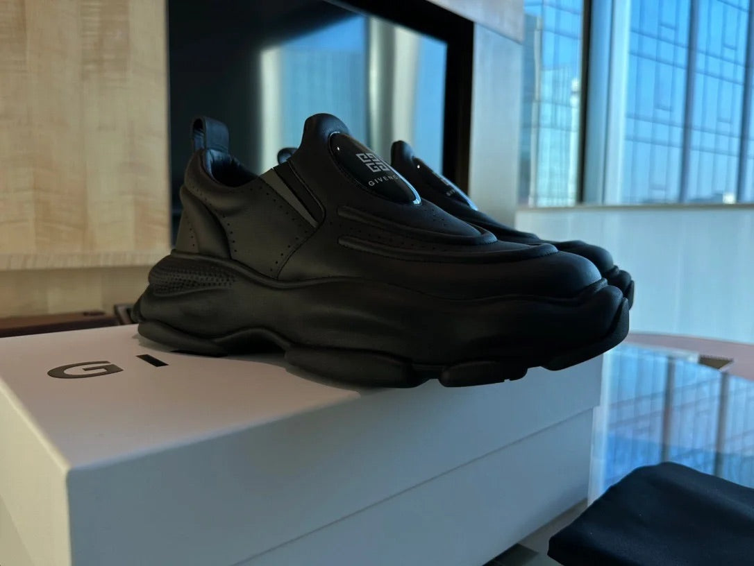 🔥🔥24FW NEW All black casual sneakers